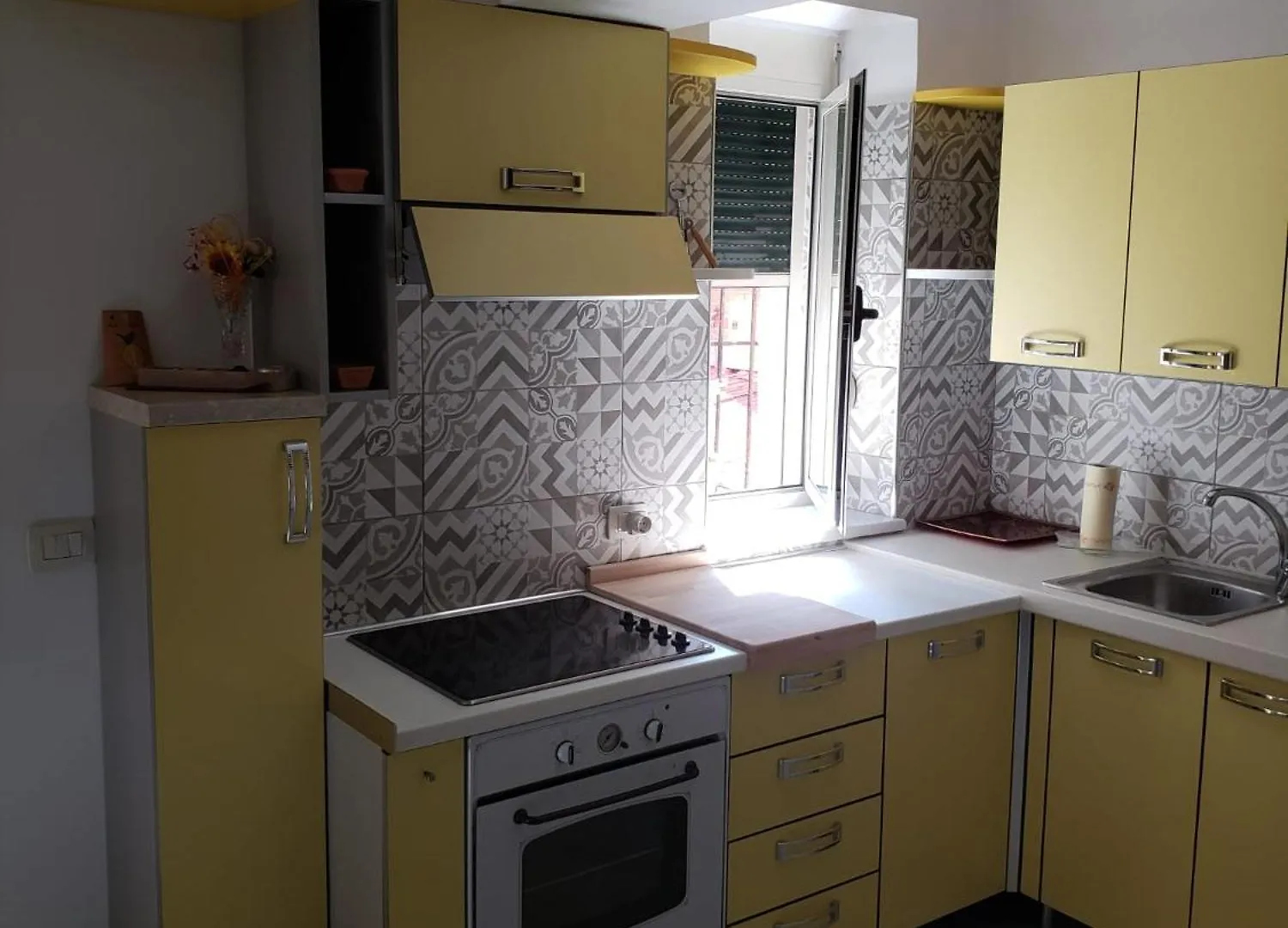 Art Gallery Apartments 2 Tirana Albania