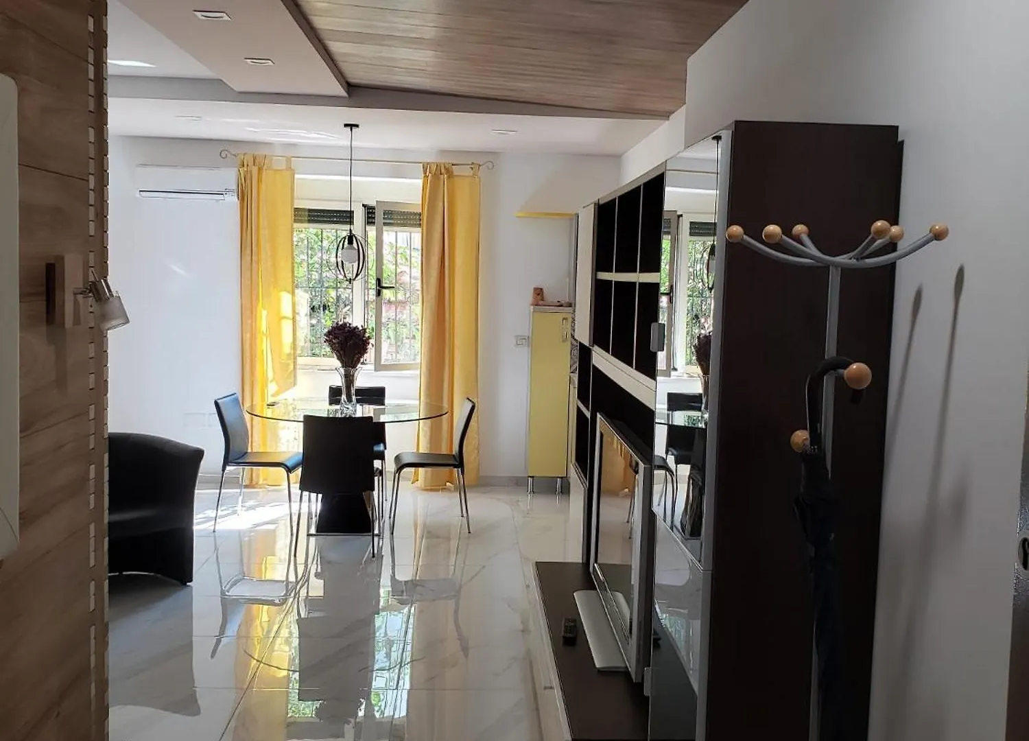 Art Gallery Apartments 2 Tirana