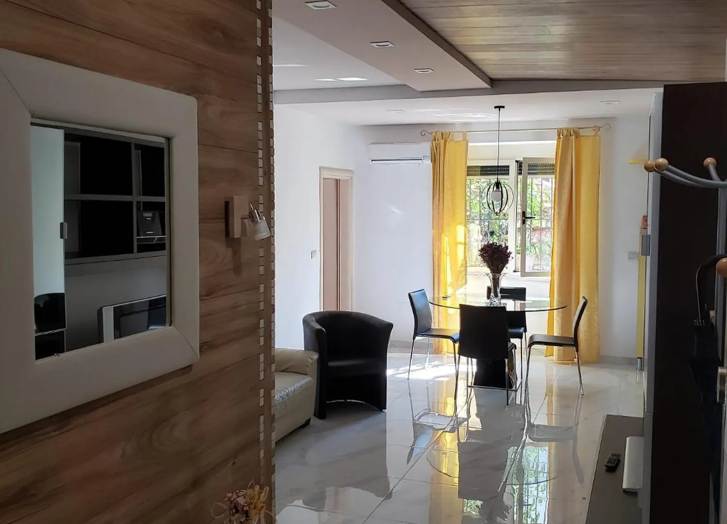 Art Gallery Apartments 2 Tirana