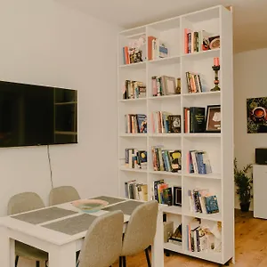 Flat In Heart Of Appartamento